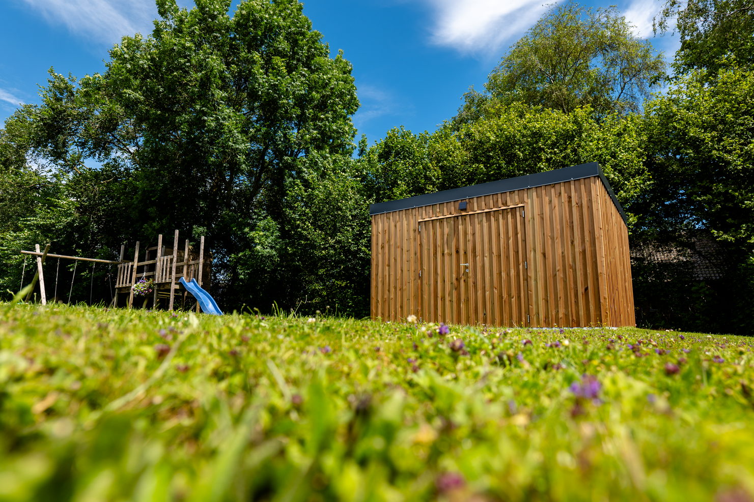 abri de jardin production locale