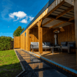 abri de jardin en kit avec auvent