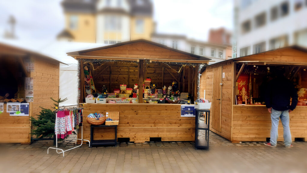 menuiserie extérieure sur mesure en ETA : chalet en condition vu de face