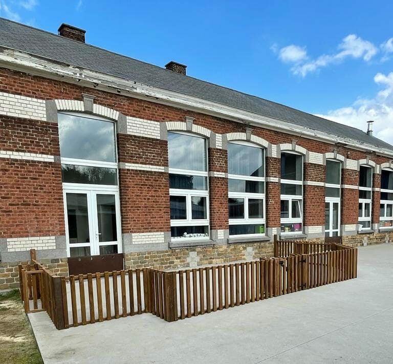 Nouvelle installation en bois dans une crèche